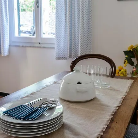 Apartment Joivy Light Flat With Great View, Cinque Terre Vernazza