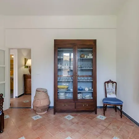 Joivy Light Flat With Great View, Cinque Terre Apartment Vernazza