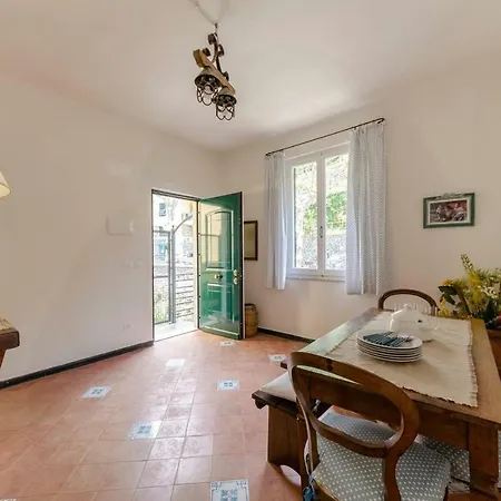 Joivy Light Flat With Great View, Cinque Terre