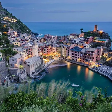 Joivy Light Flat With Great View, Cinque Terre Vernazza