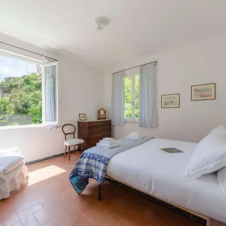 Joivy Light Flat With Great View, Cinque Terre Vernazza