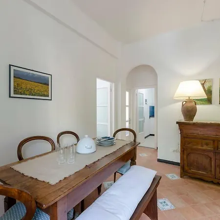 Joivy Light Flat With Great View, Cinque Terre Vernazza